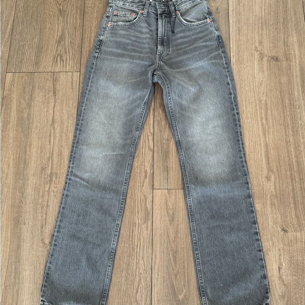Brand new Zara Gray Denim Jeans